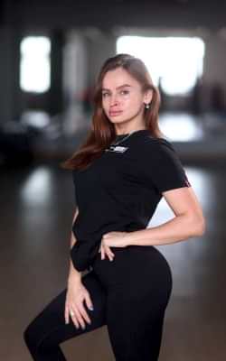 Инструктор тренажерного зала Алехина Светлана
